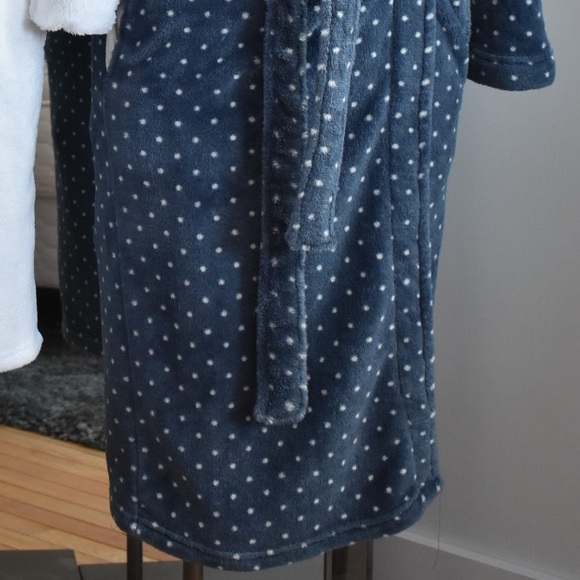 Long plush bath robe - Picture 2 of 2